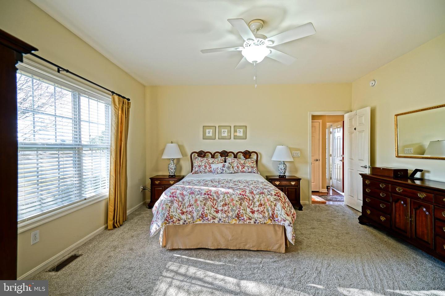 16402 Winding River Dr Property Photo 22