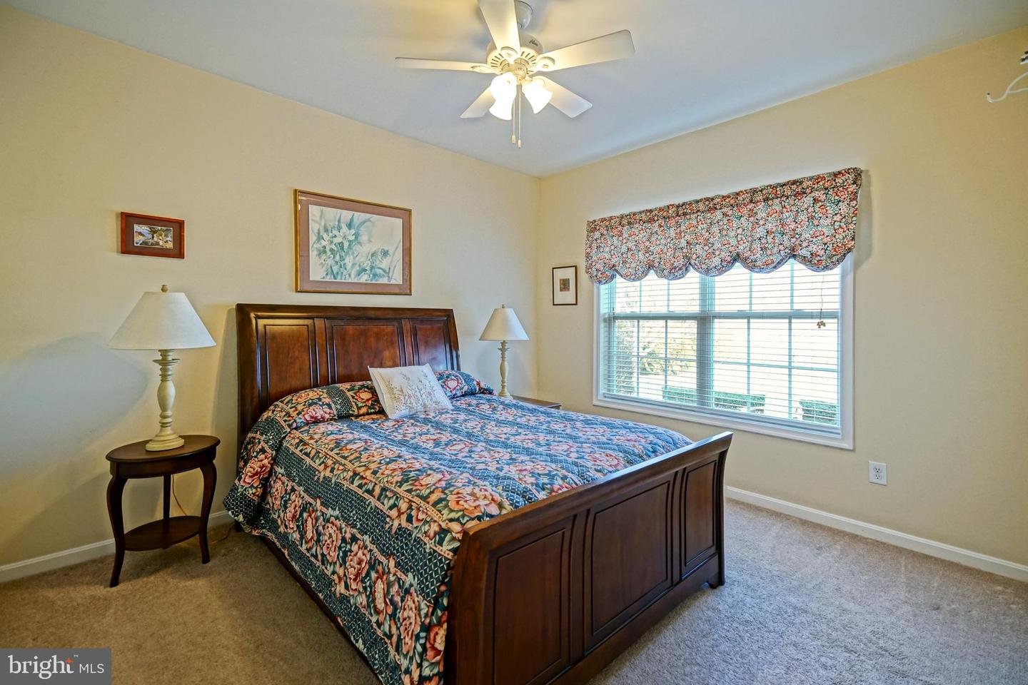 16402 Winding River Dr Property Photo 30
