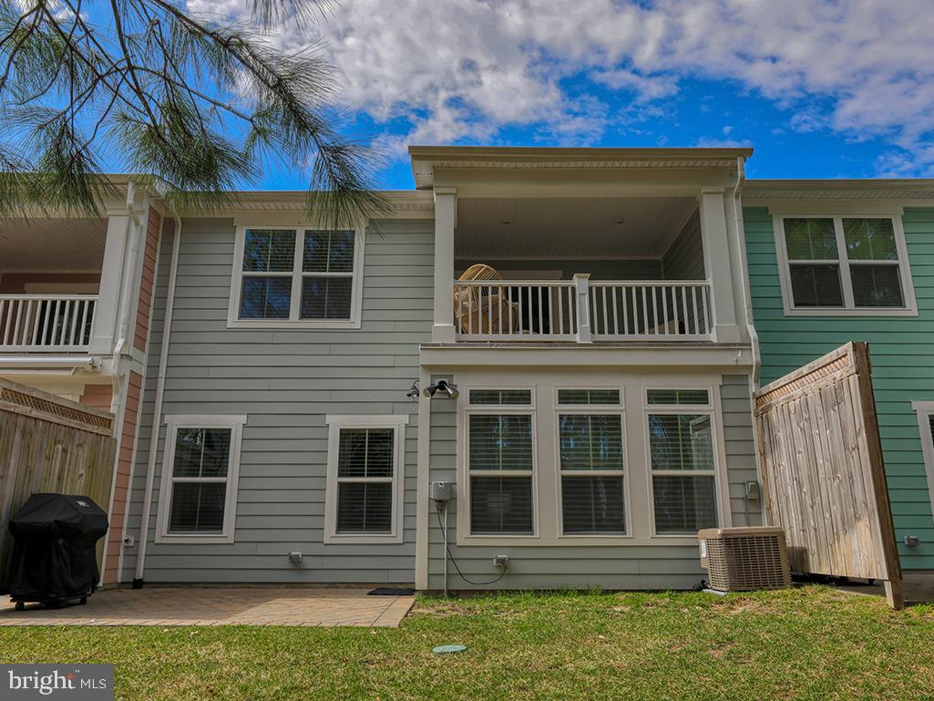 22150 Dune Cir Property Photo 7