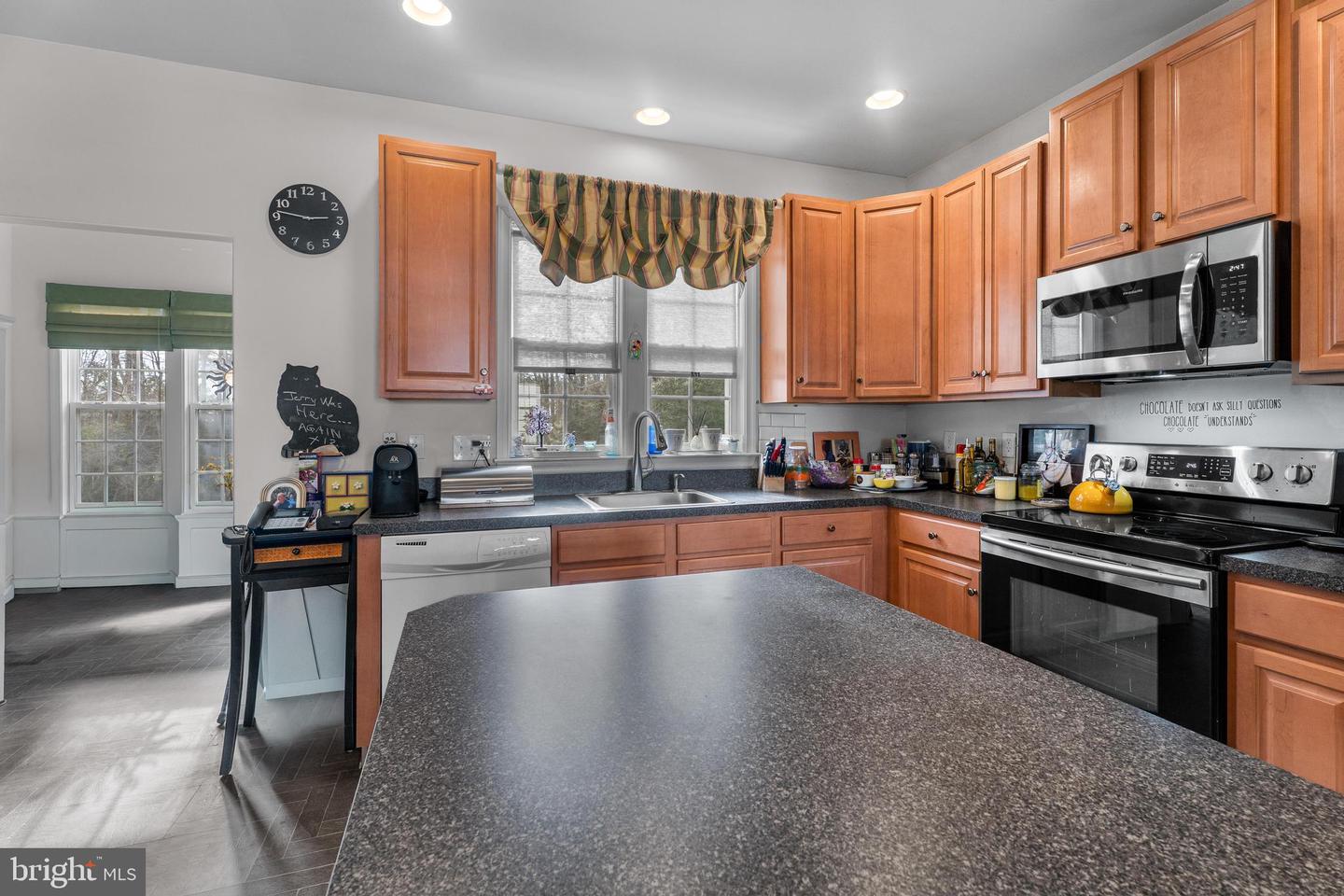 26738 Chatham Ln Property Photo 15