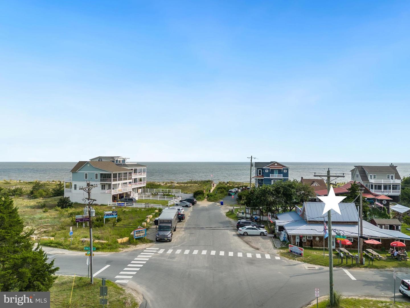 2 S BAY SHORE DR Property Photo 1