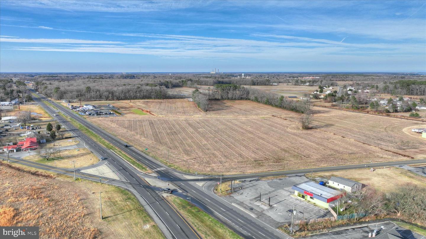 34051 Dupont Blvd Property Photo 5