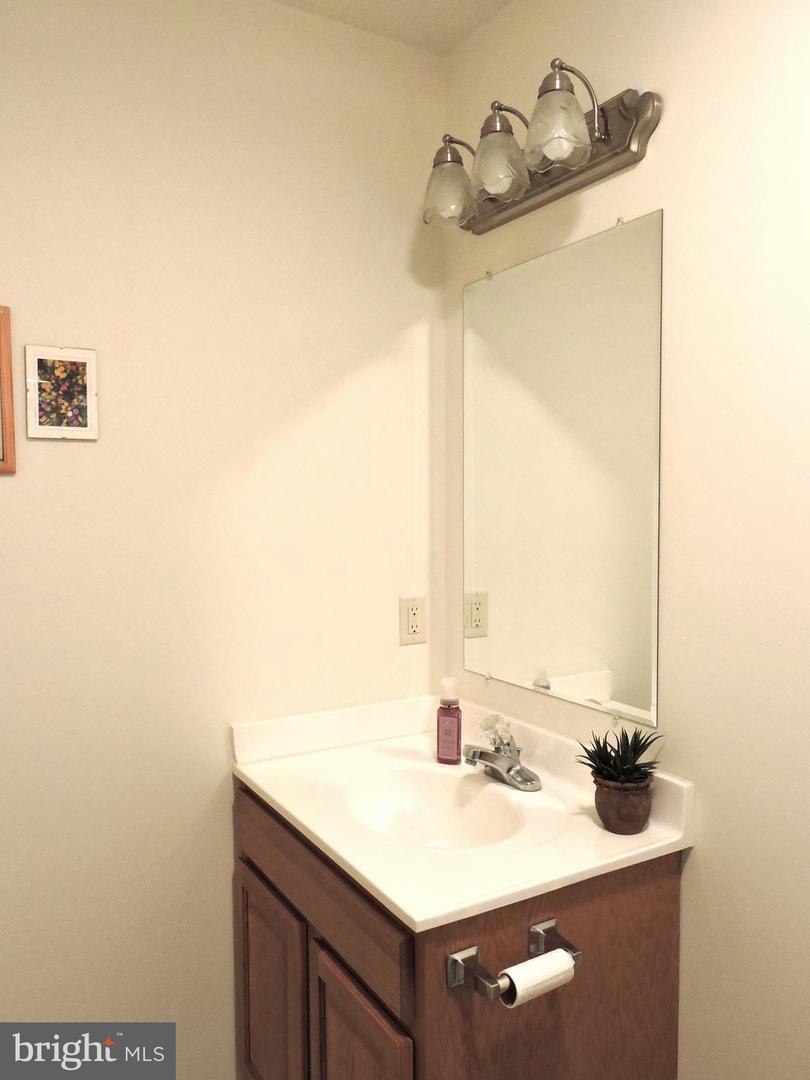 322 Clearbrooke Blvd Property Photo 21