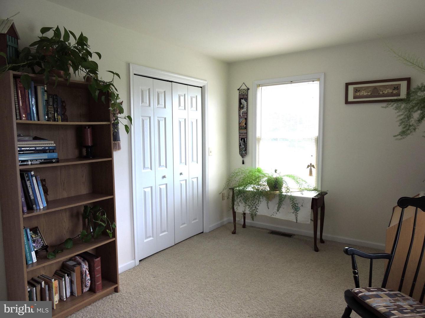 322 Clearbrooke Blvd Property Photo 28