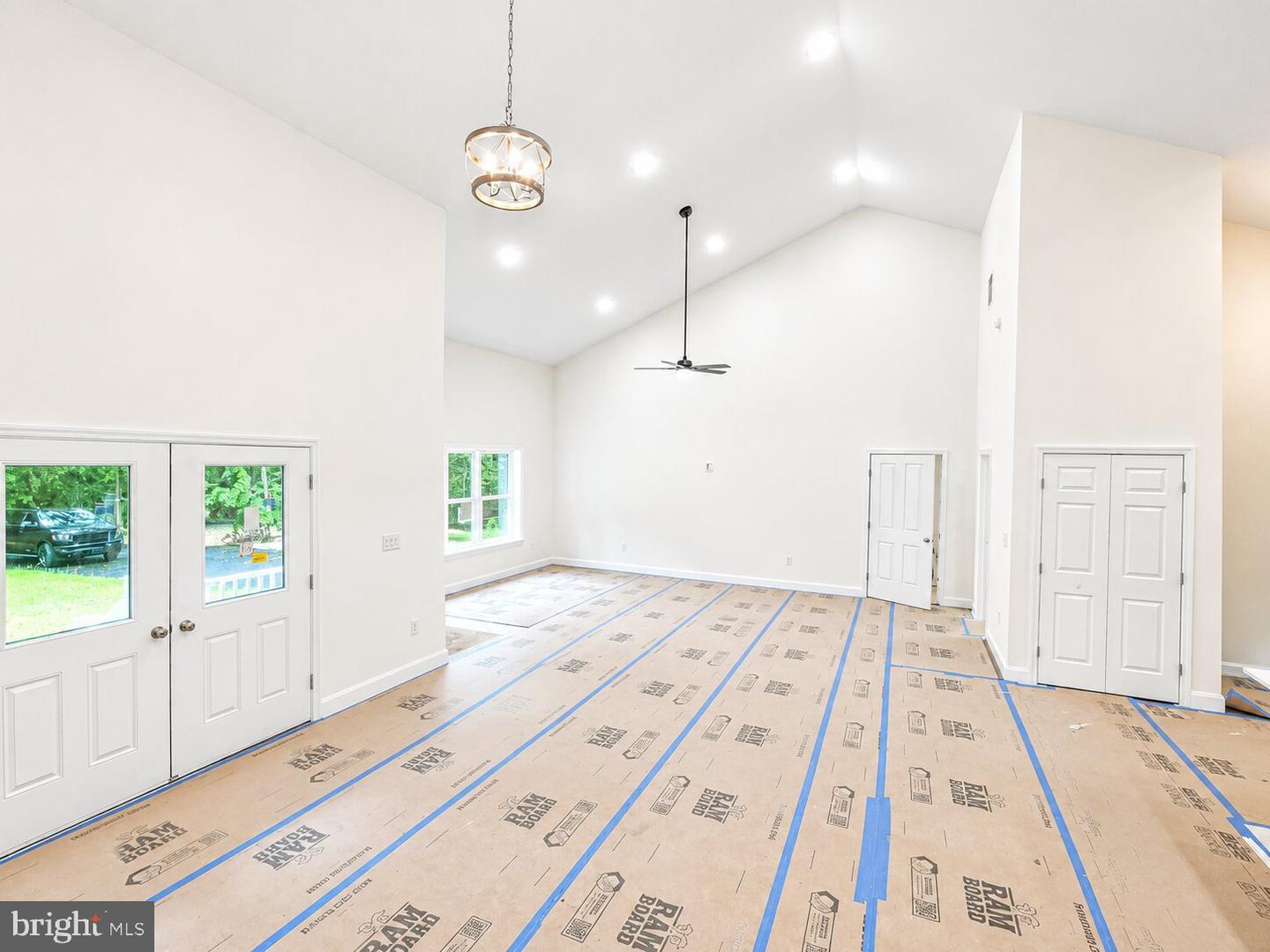 24519 Holly Acres Lane Property Photo 6