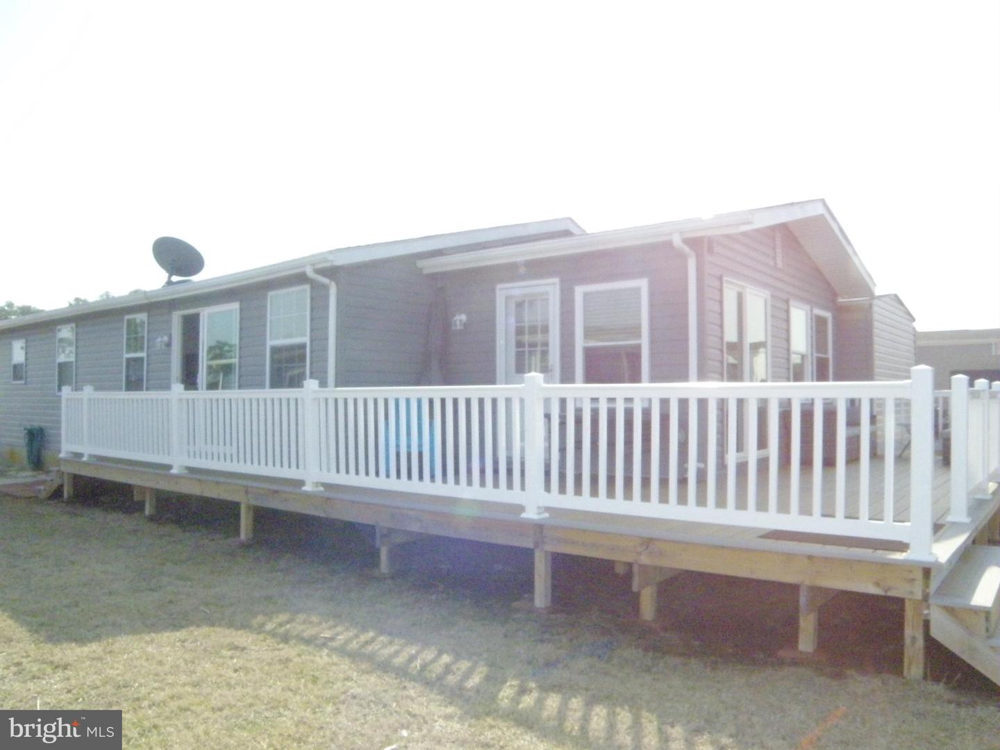 35575 Pine Dr Property Photo 1