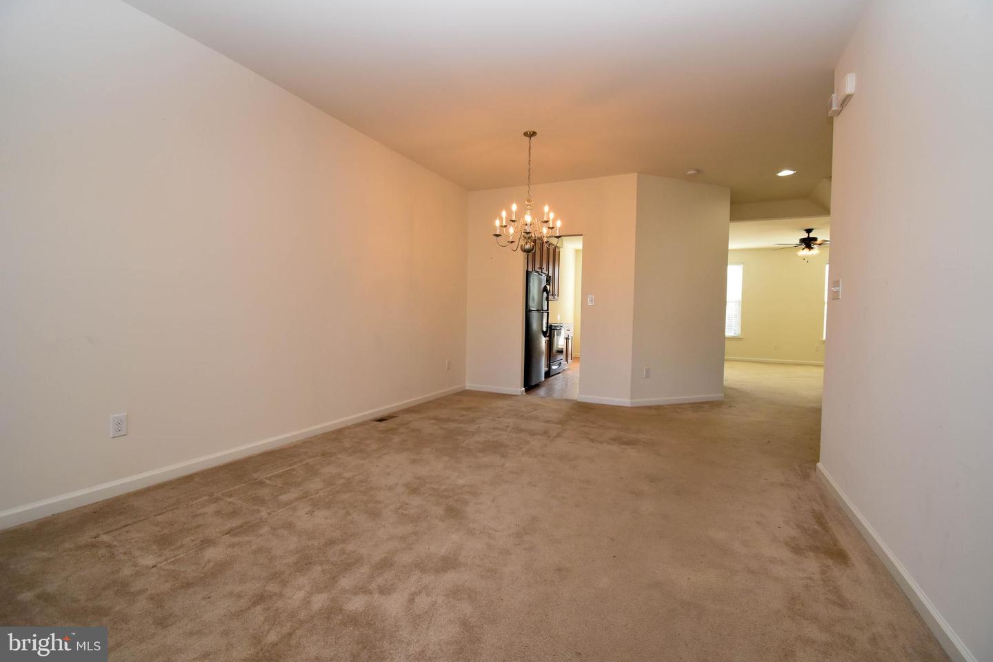 10020 Iron Pointe Dr #9d Property Photo 8