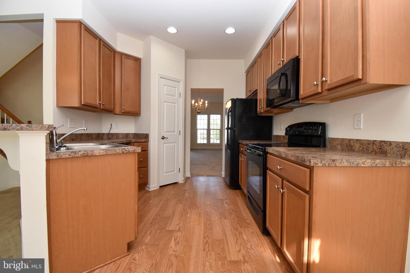 10020 Iron Pointe Dr #9d Property Photo 13