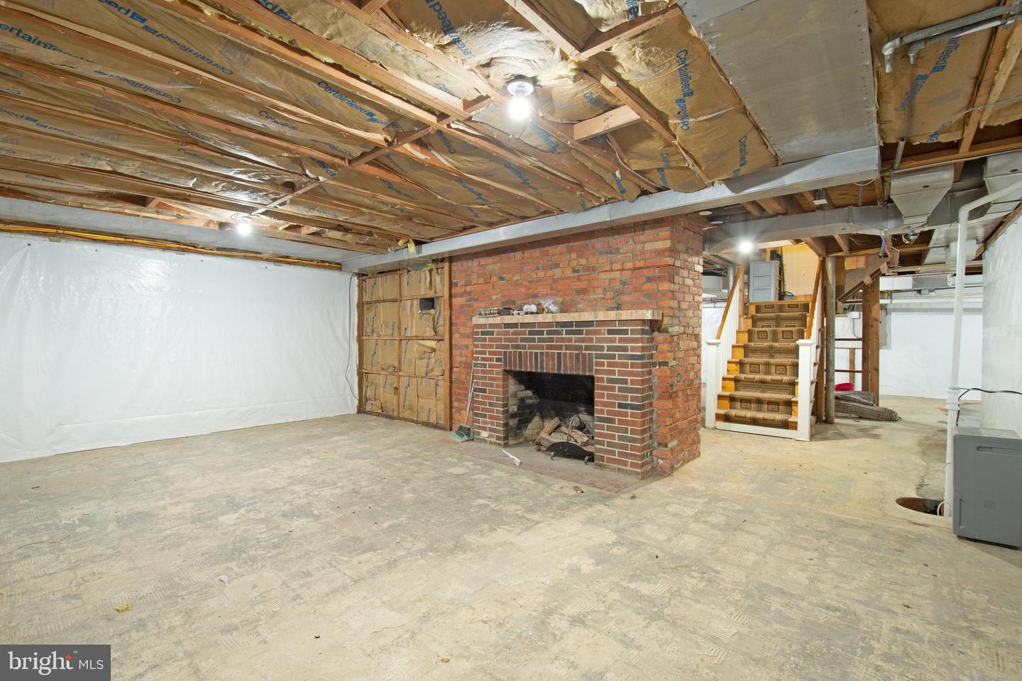 28 W Clarke Ave Property Photo 55