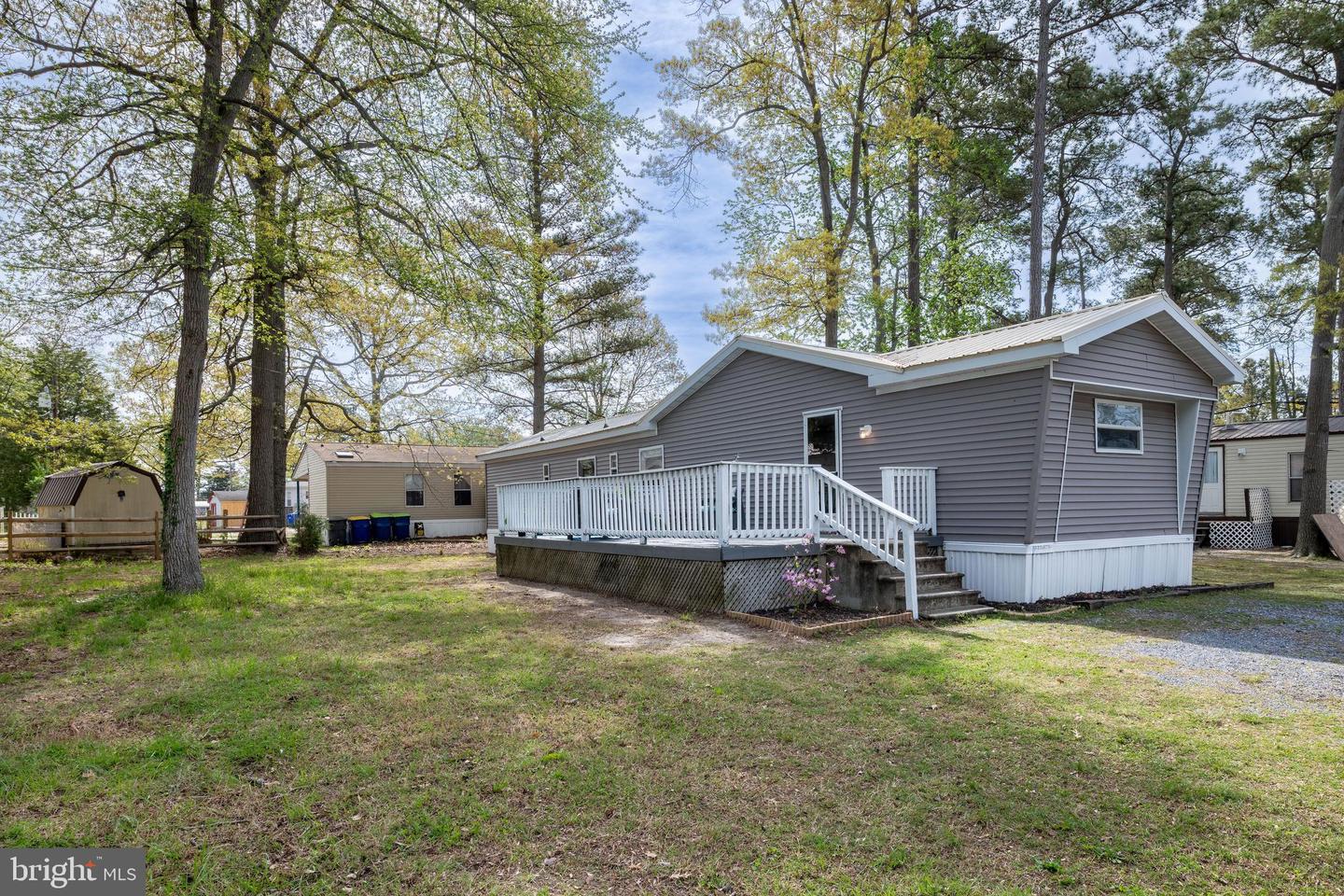 25875 Plum St Property Photo 15