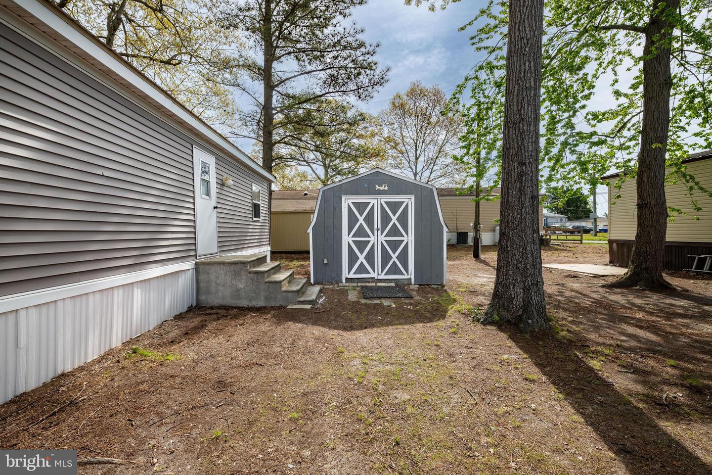 25875 Plum St Property Photo 25
