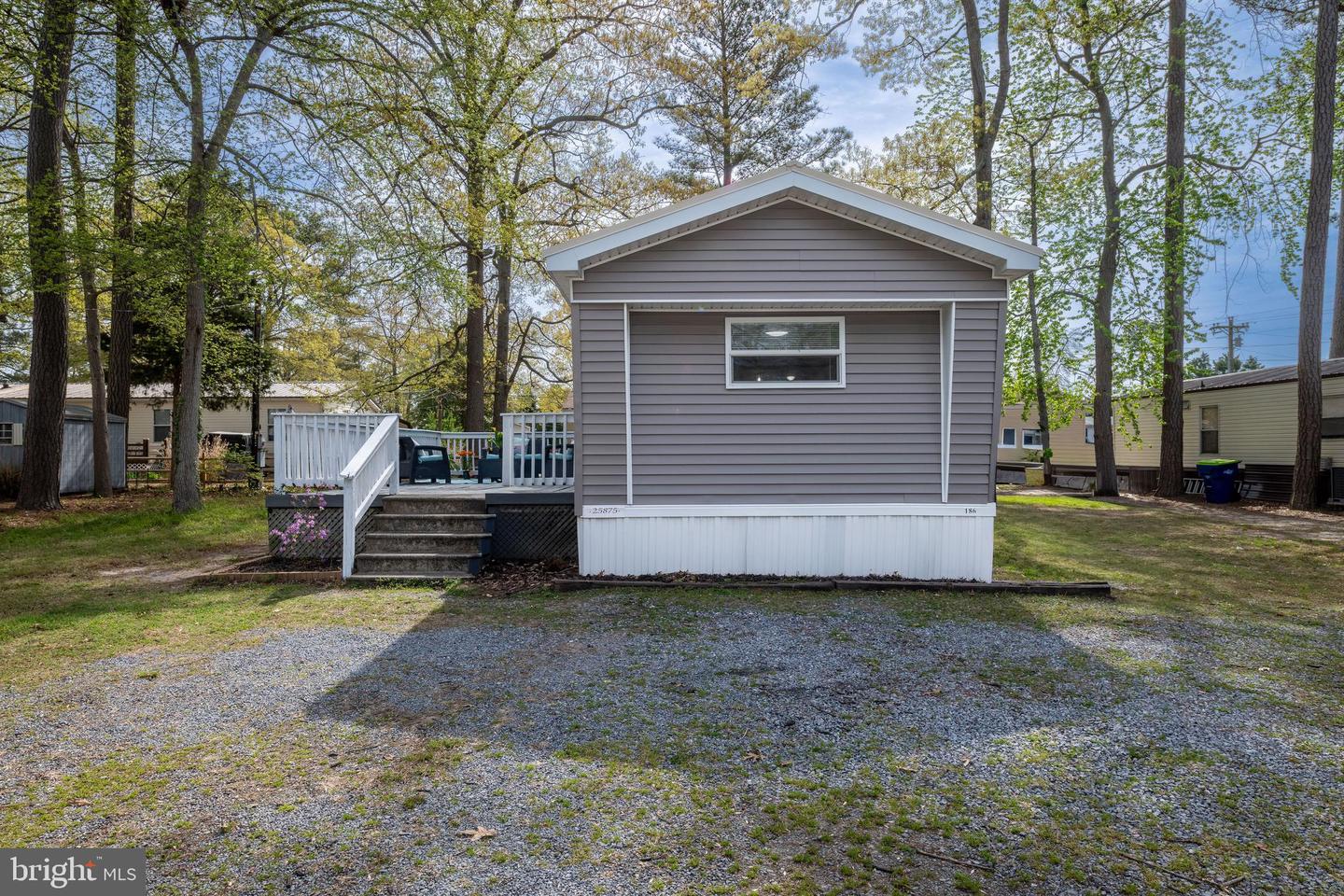 25875 Plum St Property Photo 26