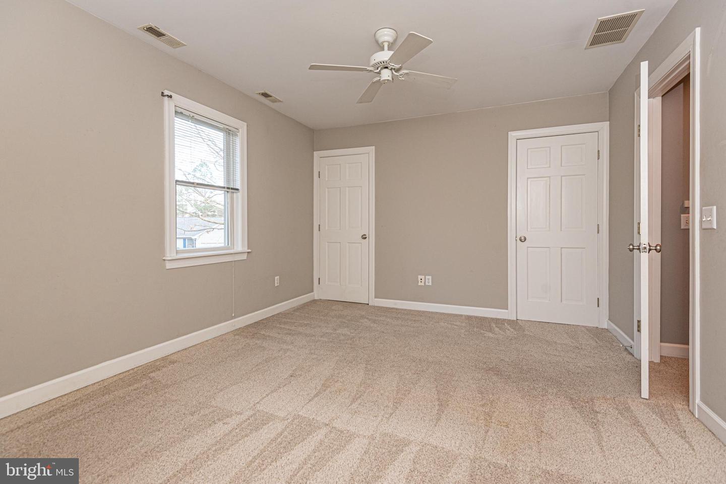 202 W Manor Dr Property Photo 35