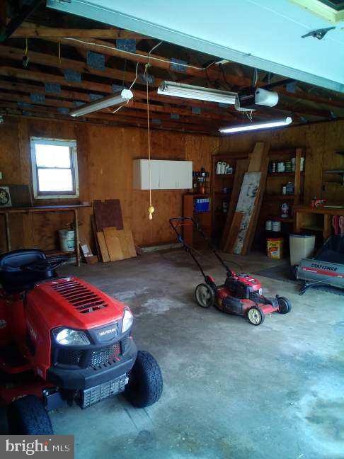 308 Franklin St Property Photo 4