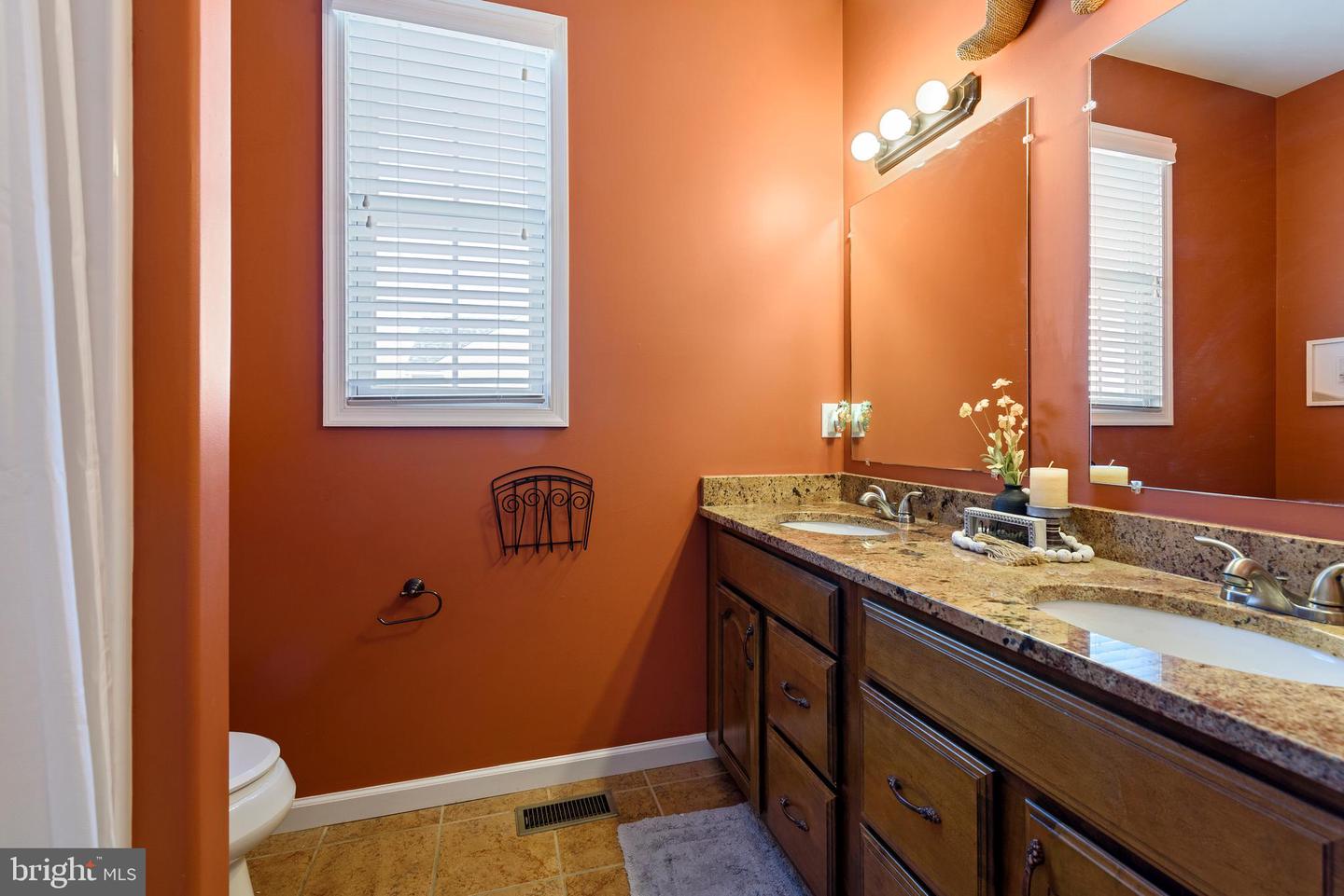24594 Hollytree Cir Property Photo 36