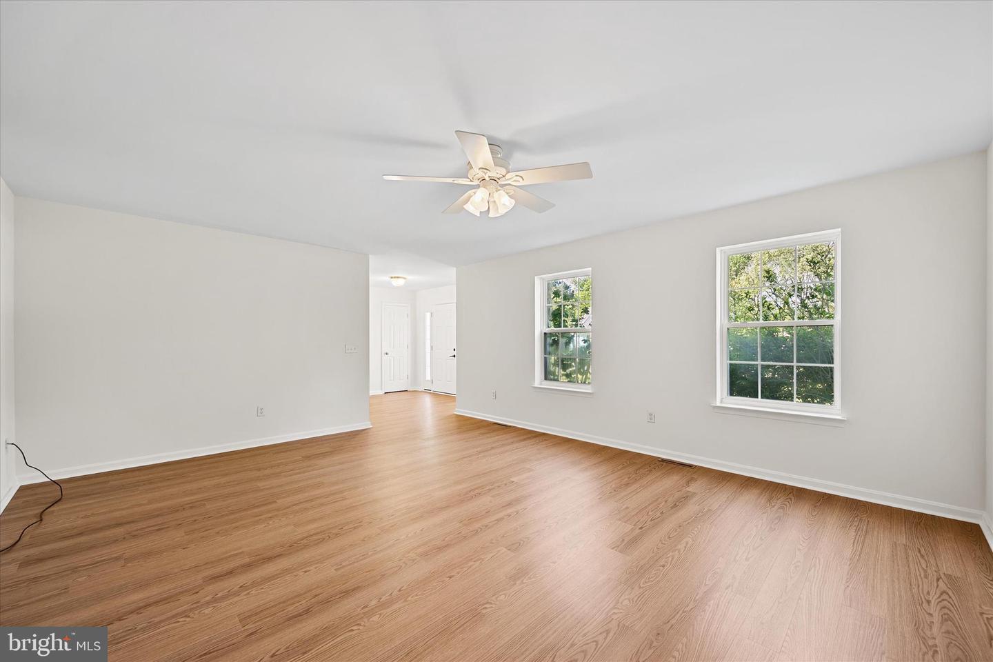 305 Baywinds Ct Property Photo 12