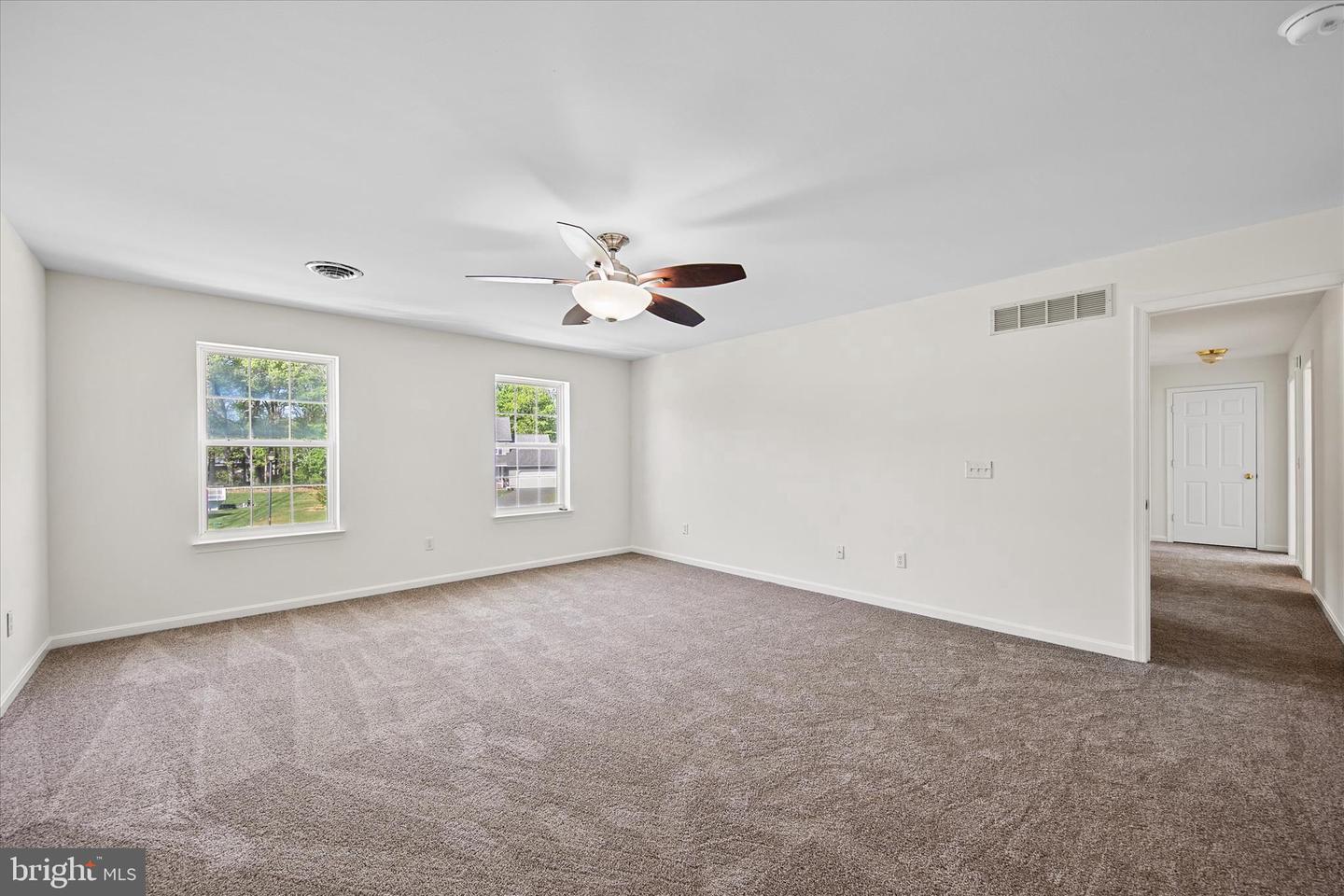 305 Baywinds Ct Property Photo 27
