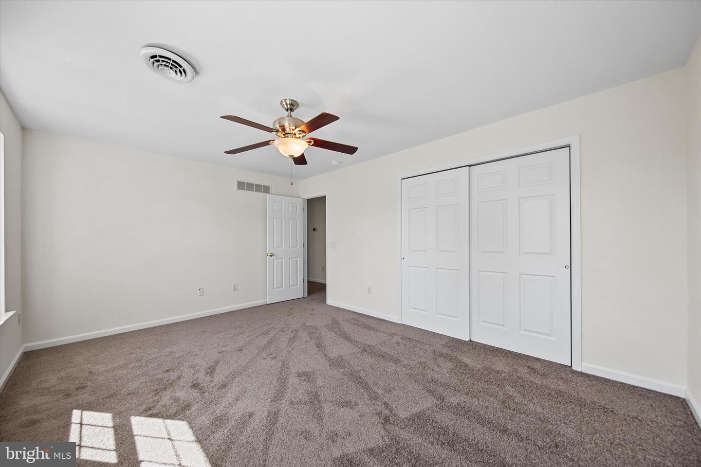 305 Baywinds Ct Property Photo 36