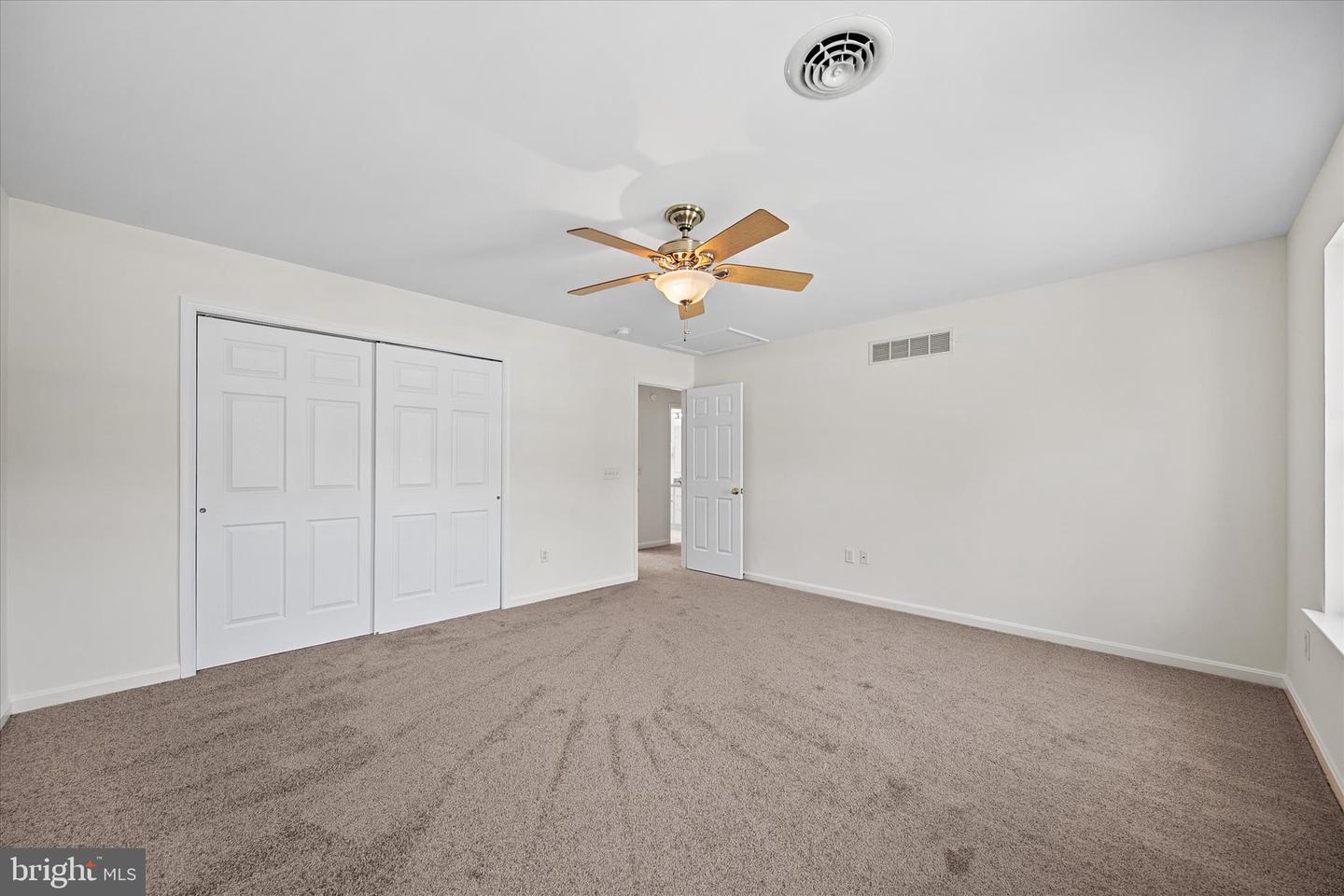 305 Baywinds Ct Property Photo 38