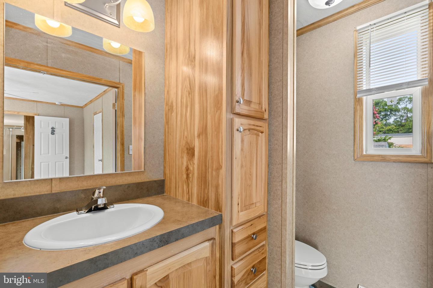 7 Spinning Wheel Ln Property Photo 13