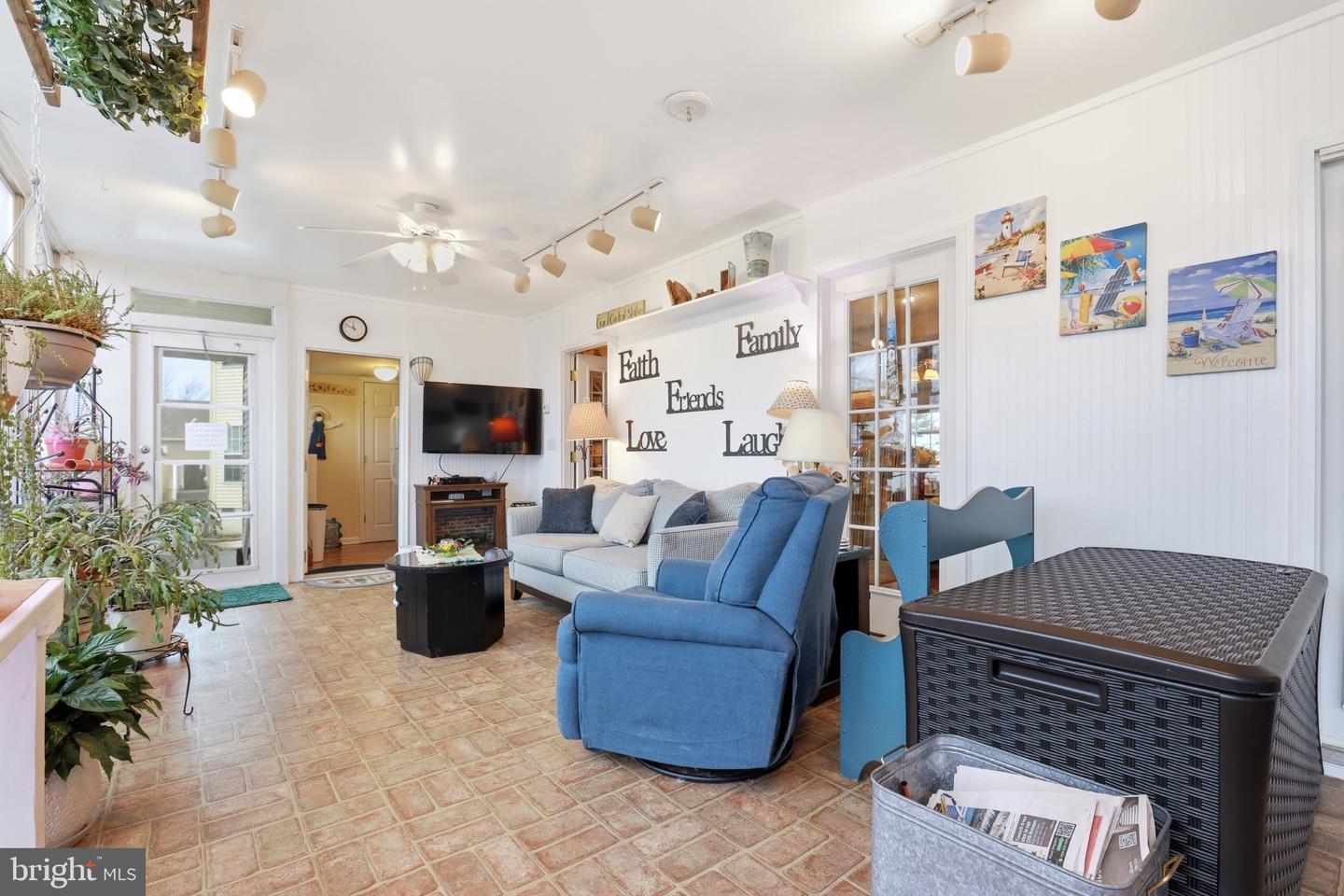 38967 Willow Ln Property Photo 18