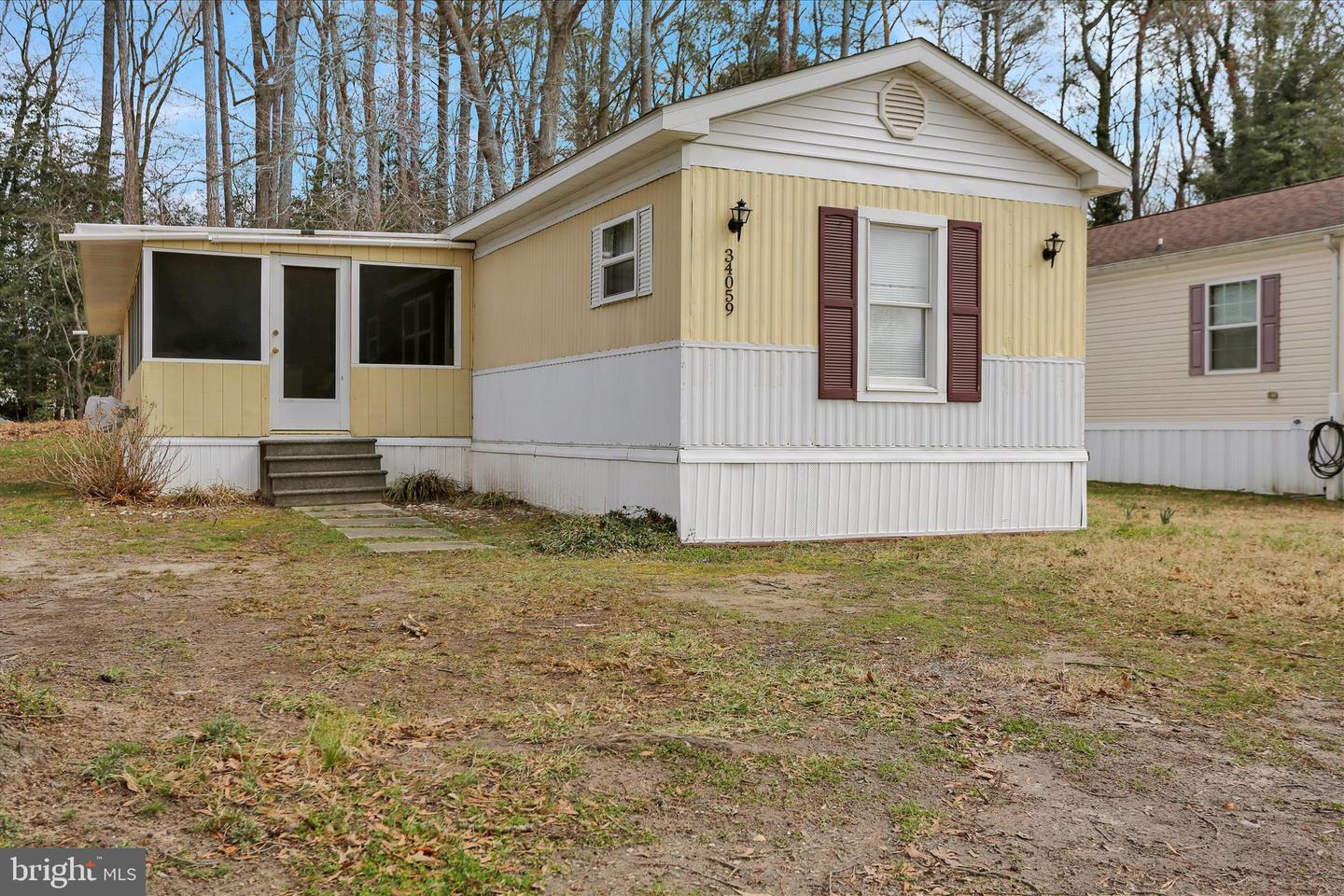 34059 Clematis St Property Photo 4