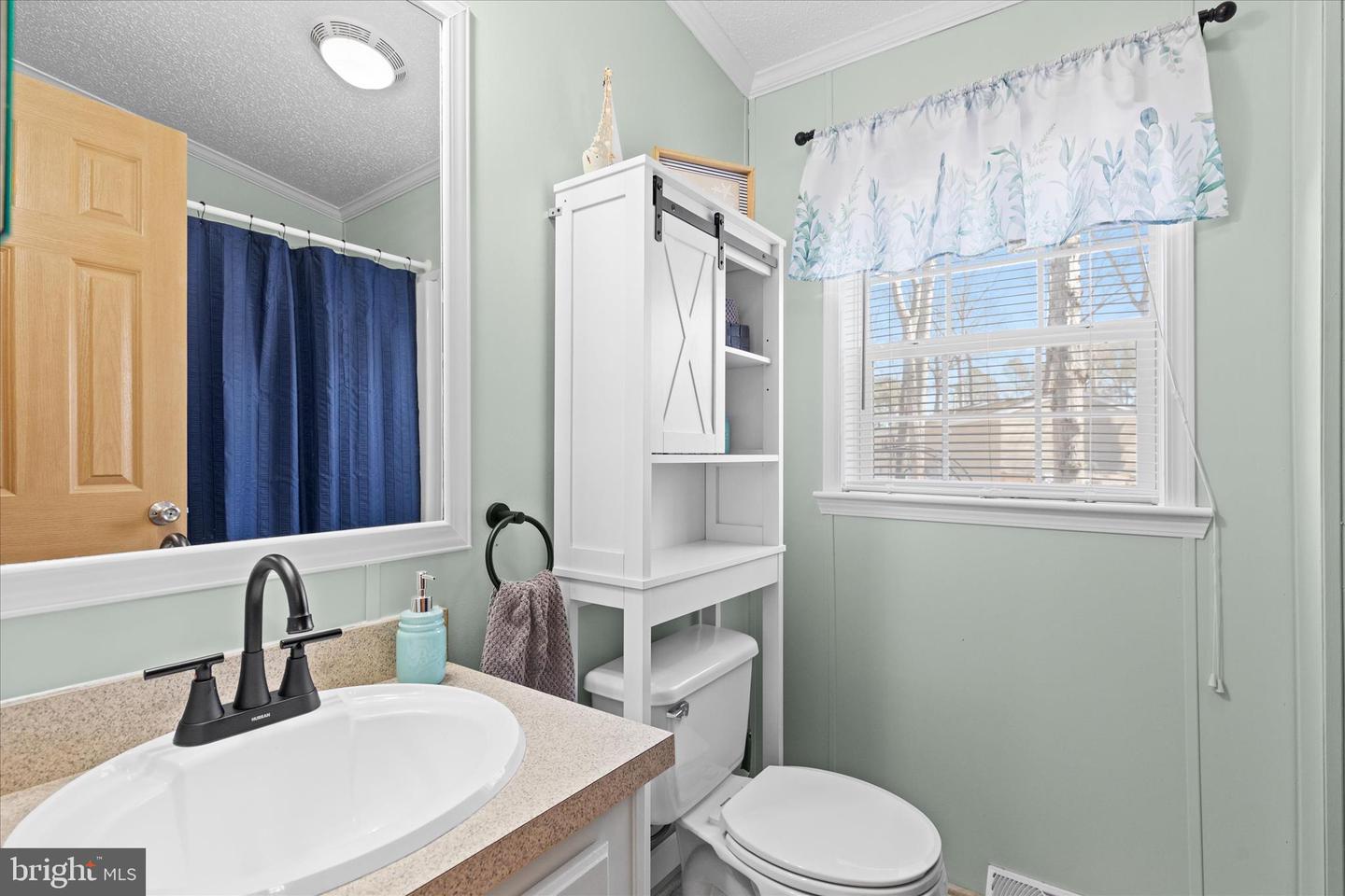 33931 Liberty St Property Photo 25