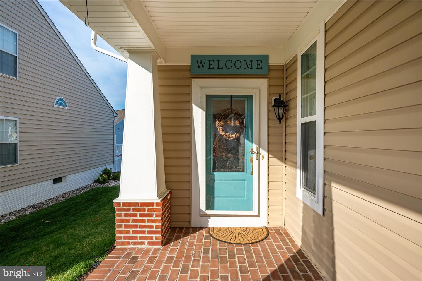 24823 Magnolia Cir Property Photo 4