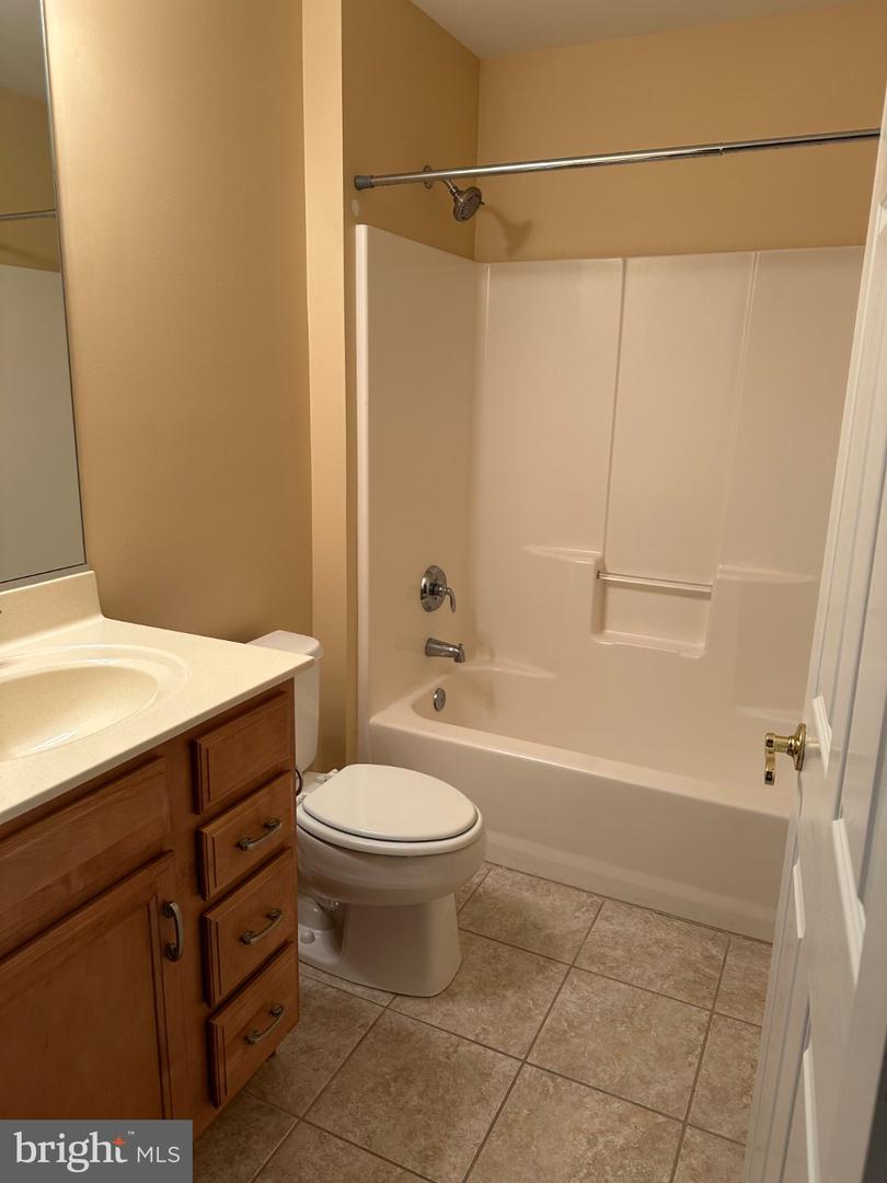 11136 Signature Blvd Property Photo 13