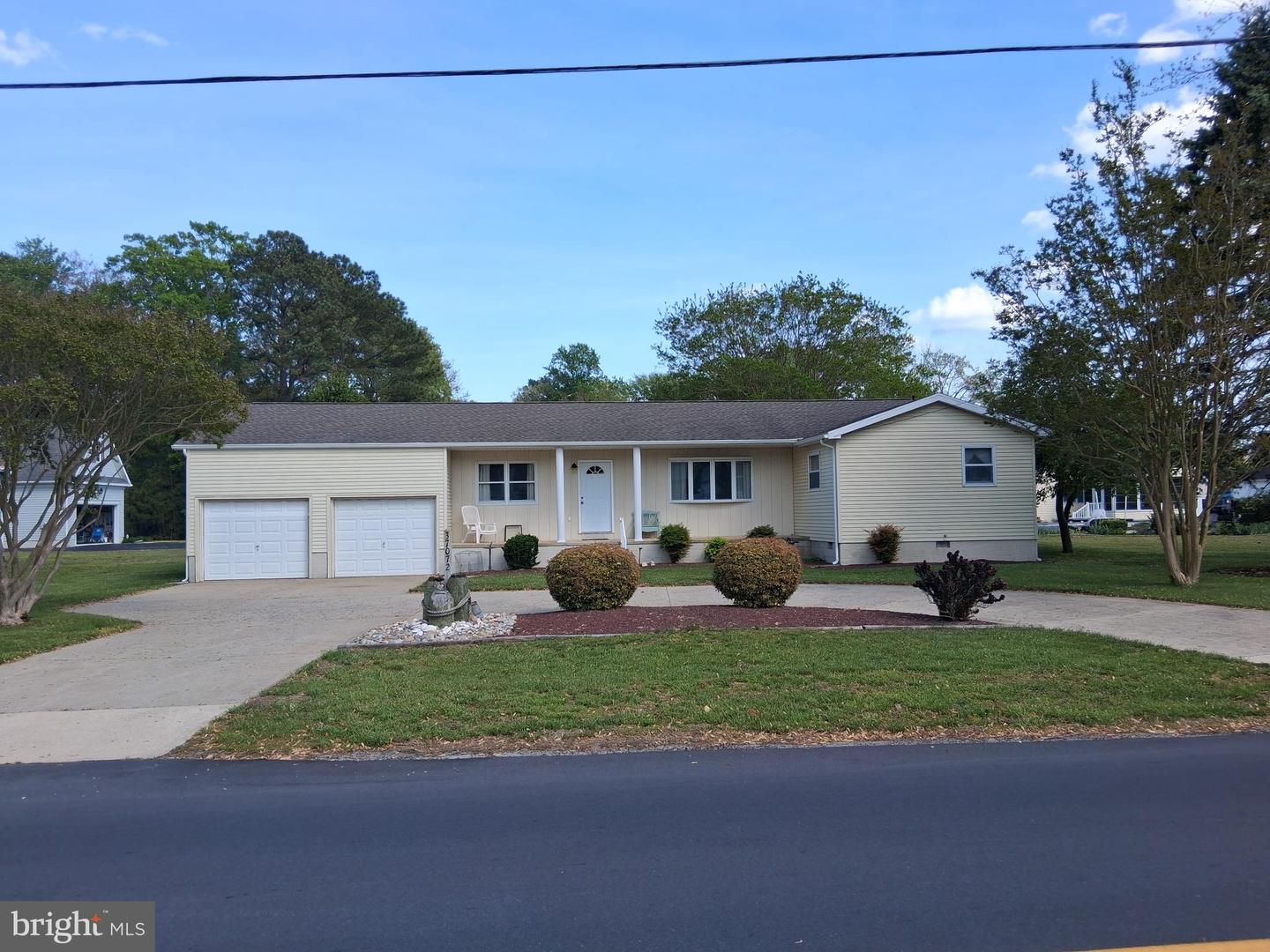 37072 Clubhouse Road Property Photo 1