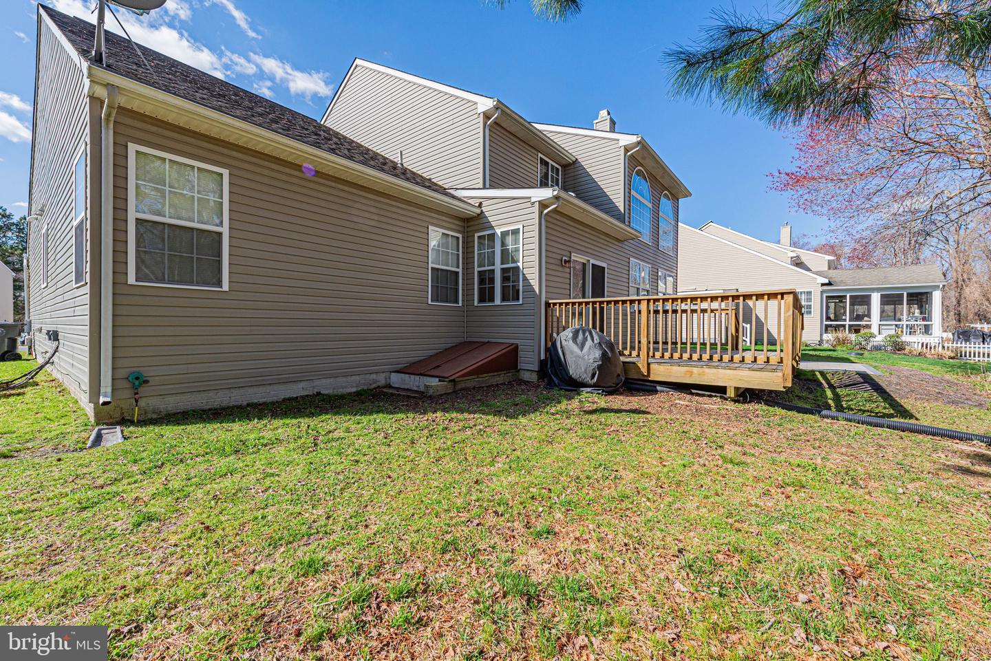 13 Ronzetti Ave Property Photo 7