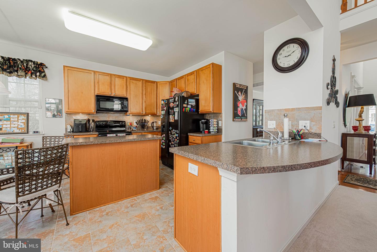 13 Ronzetti Ave Property Photo 13