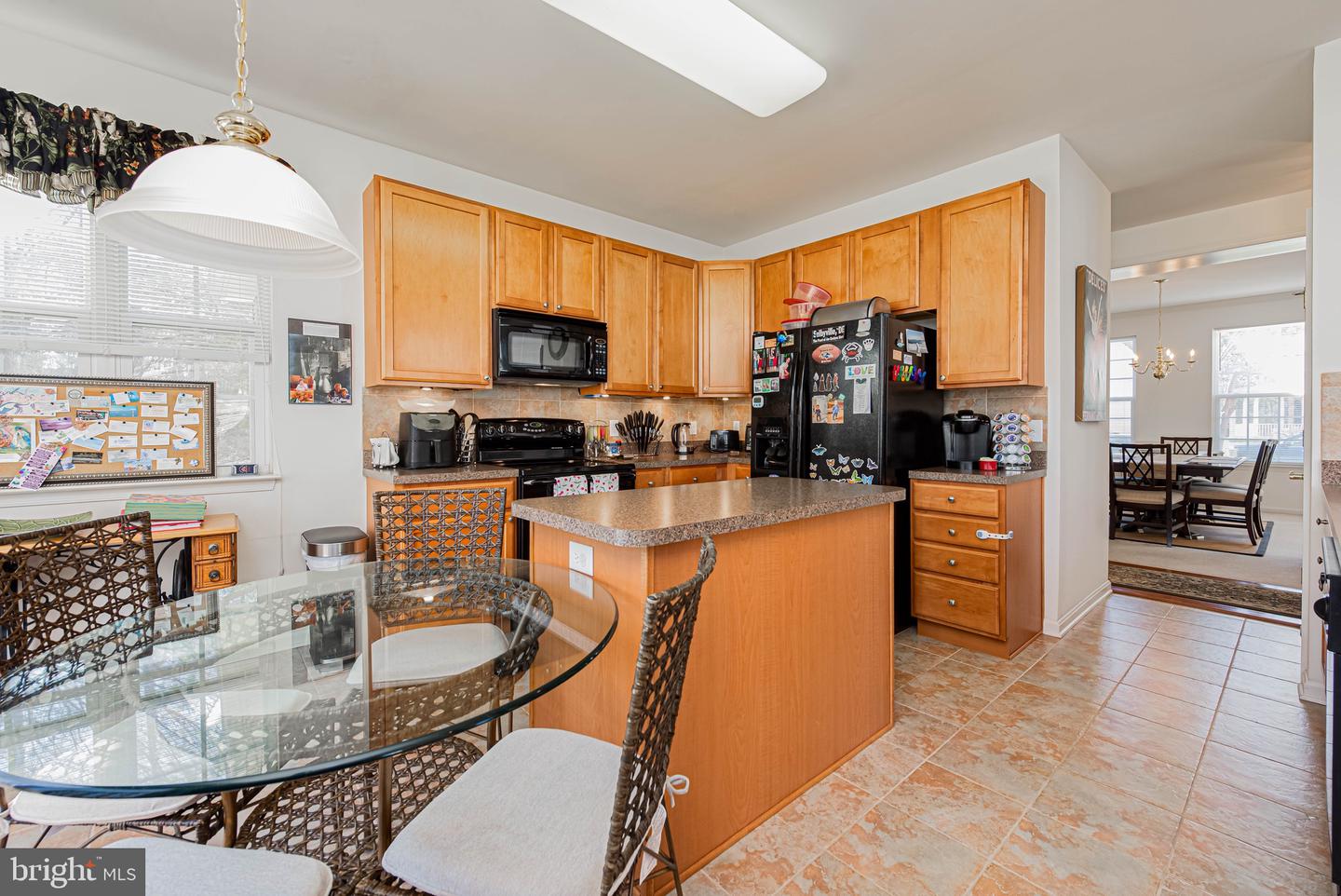 13 Ronzetti Ave Property Photo 15