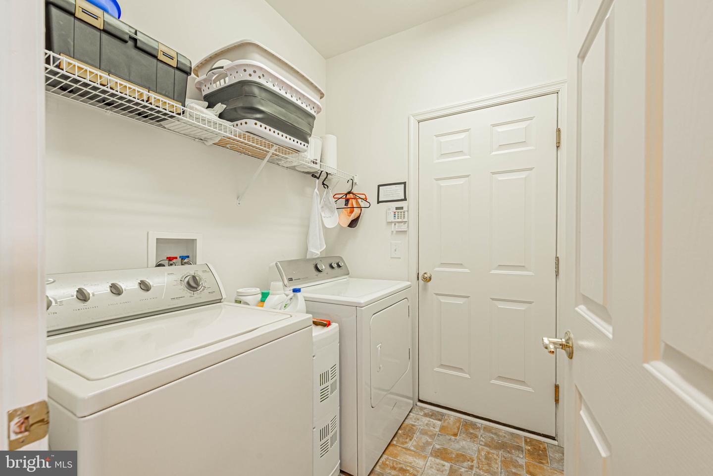 13 Ronzetti Ave Property Photo 27