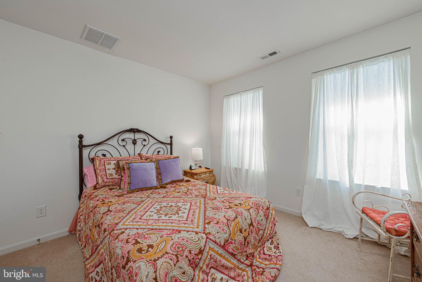 13 Ronzetti Ave Property Photo 31