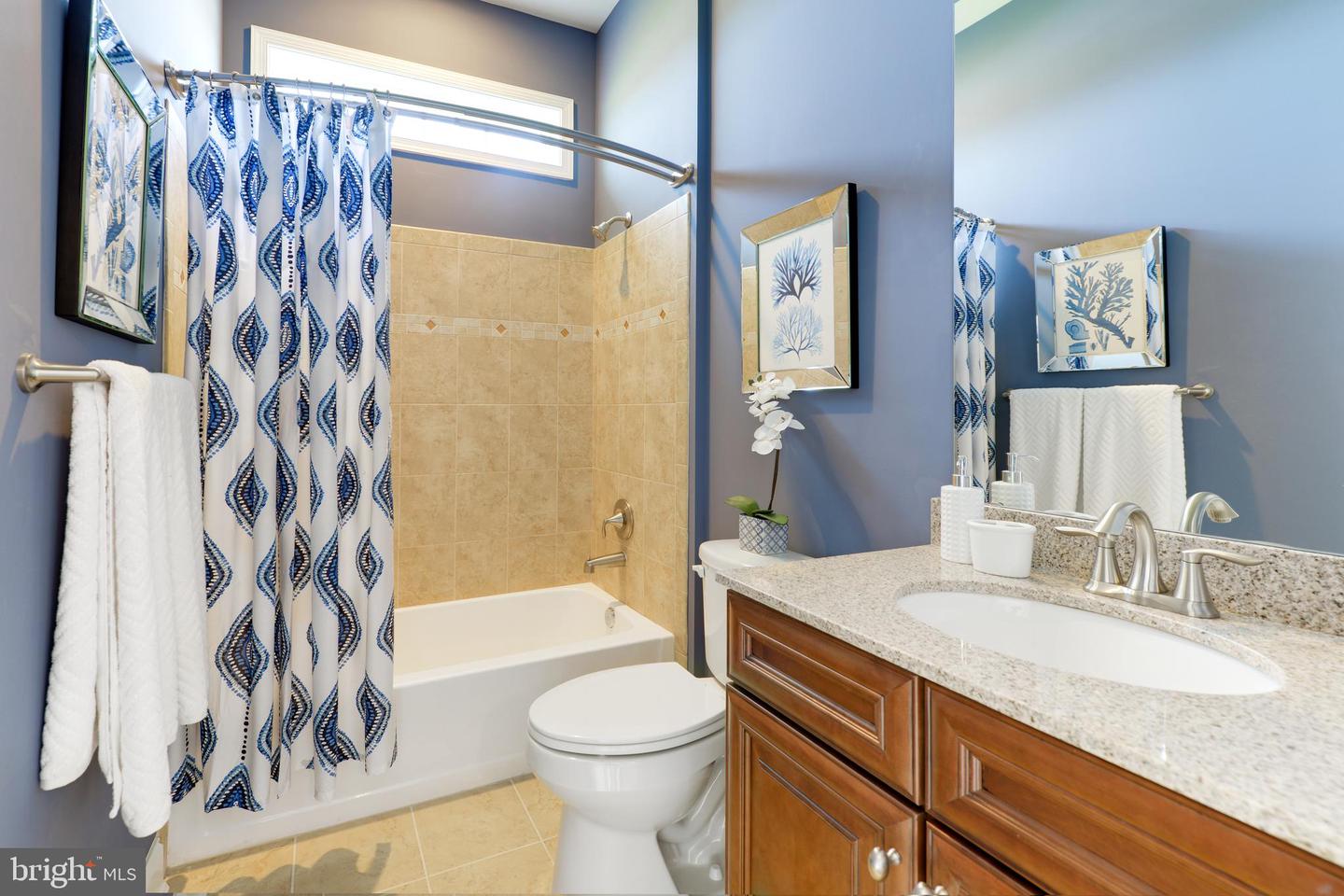 21856 Eastbridge Loop Property Photo 14