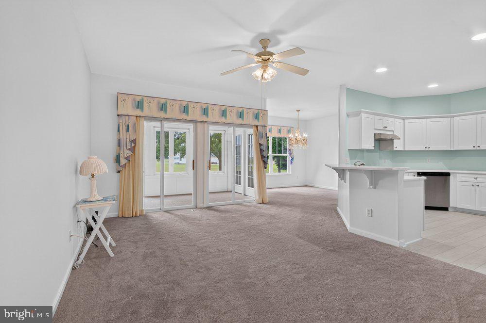 151 Aspen Ct Property Photo 4