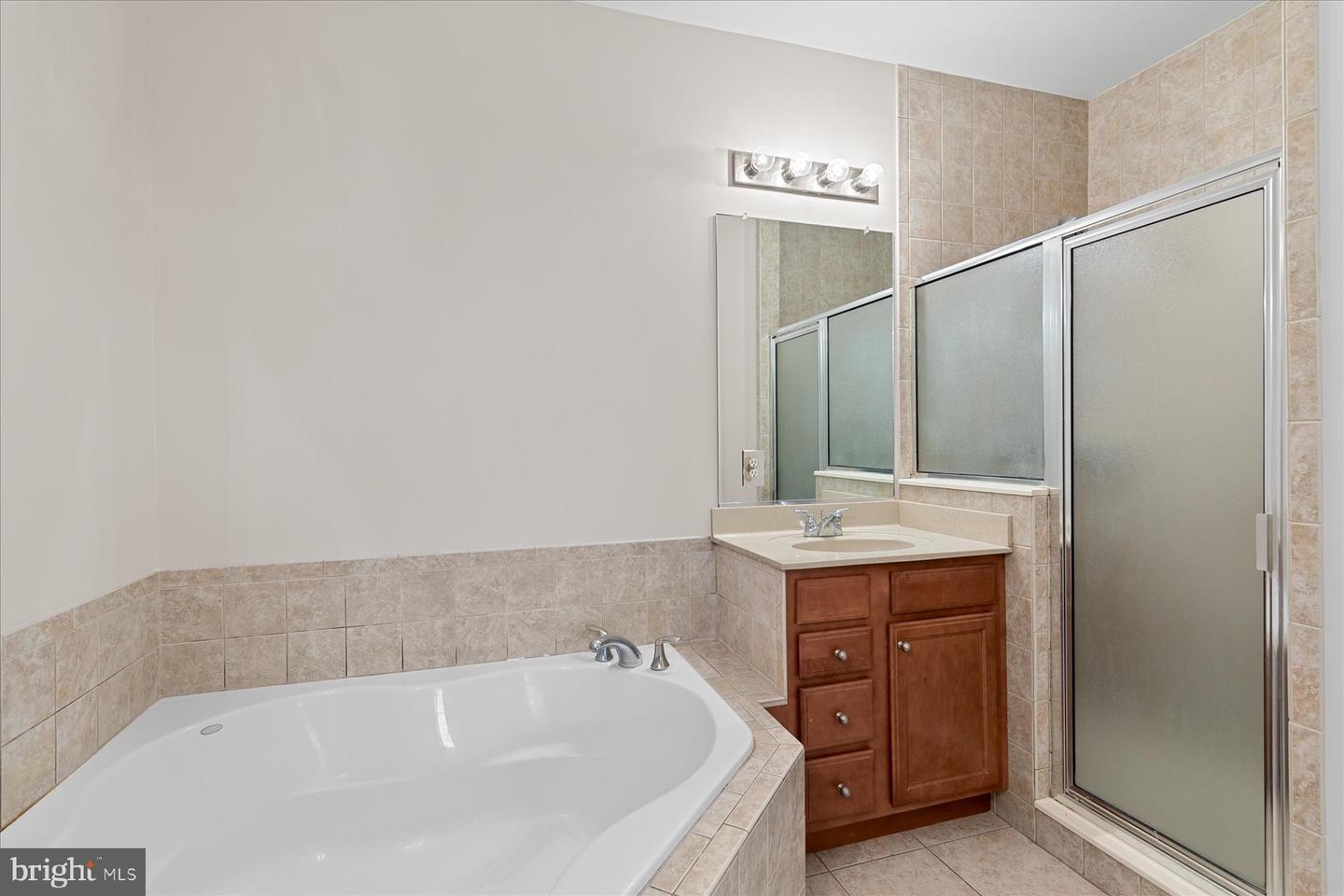 11043 Destination Dr Property Photo 18