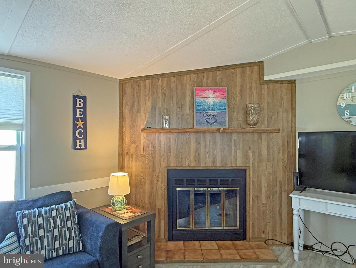 21196 M St #m-14 Property Photo 3