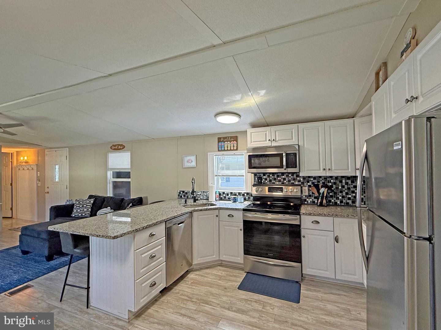 21196 M St #m-14 Property Photo 6
