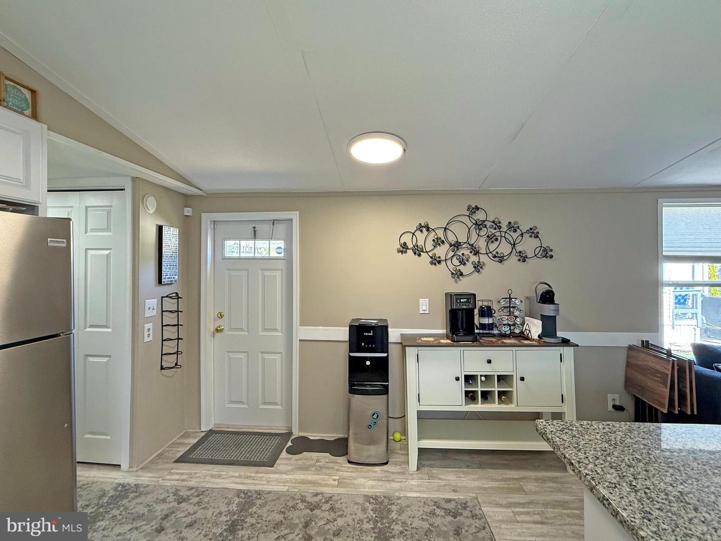 21196 M St #m-14 Property Photo 11