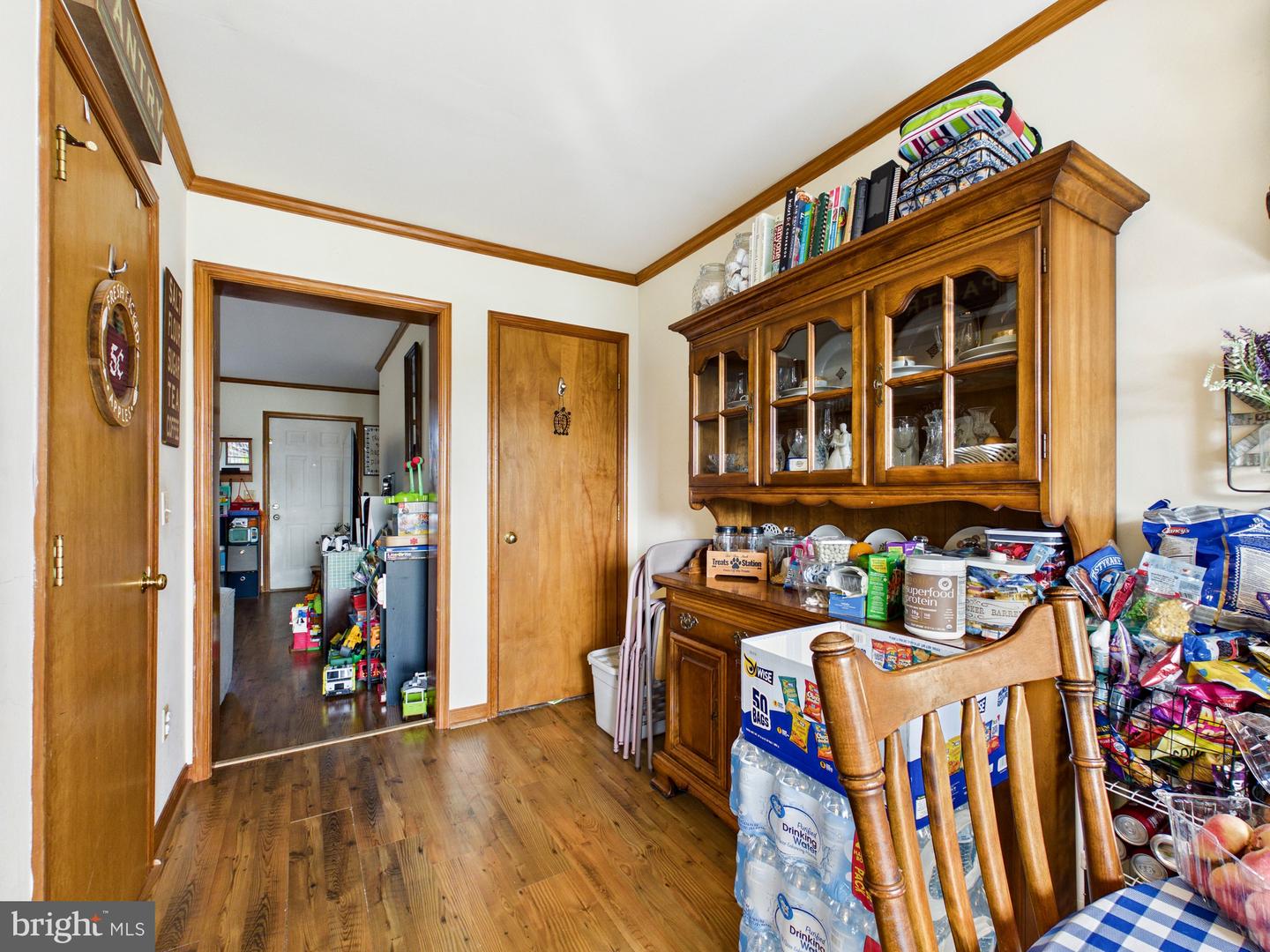 332 Bay Ct Property Photo 8