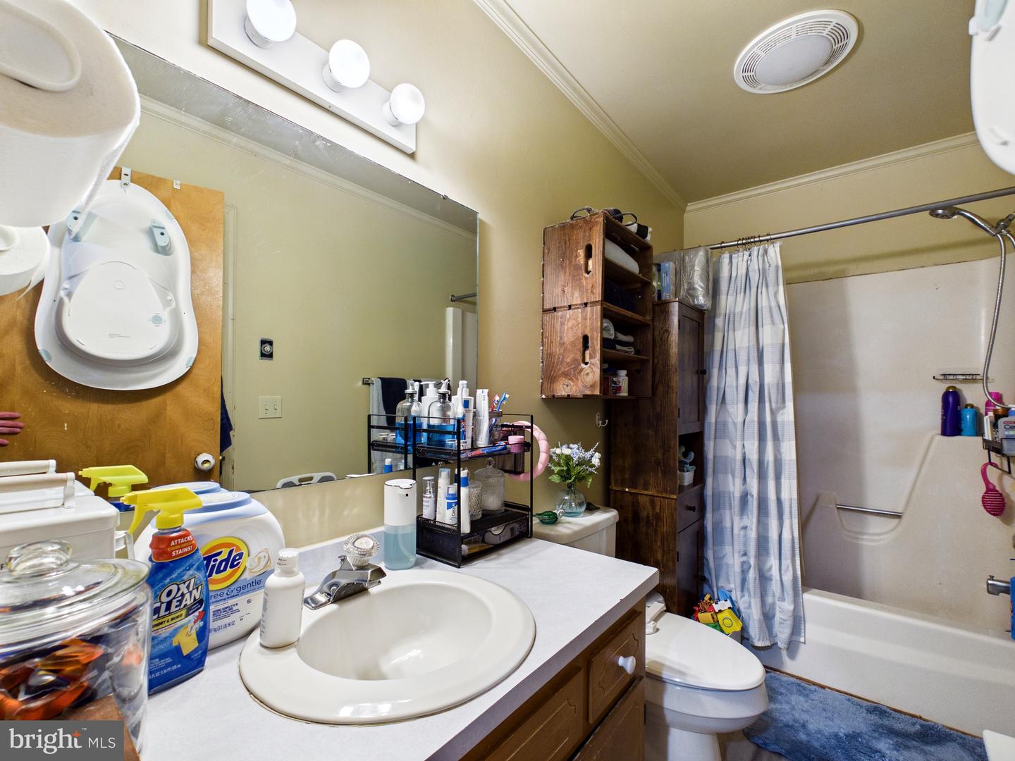 332 Bay Ct Property Photo 15