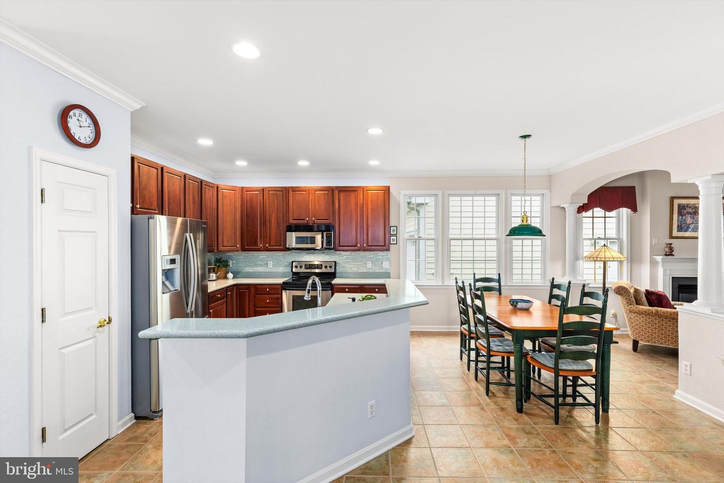 36 Willow Oak Ave Property Photo 17