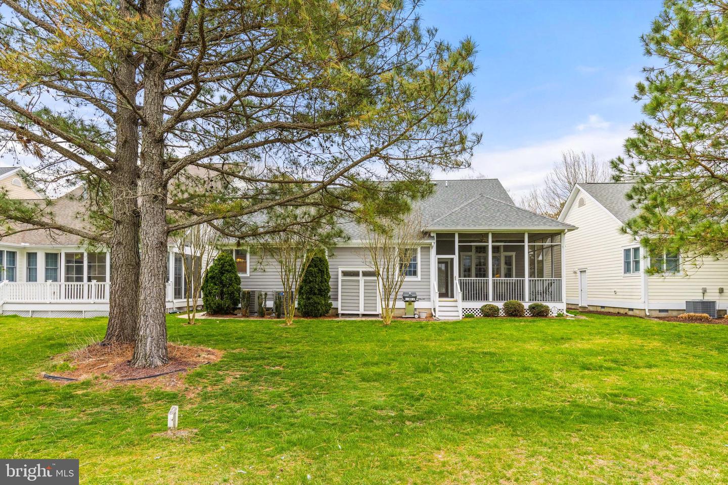36 Willow Oak Ave Property Photo 54