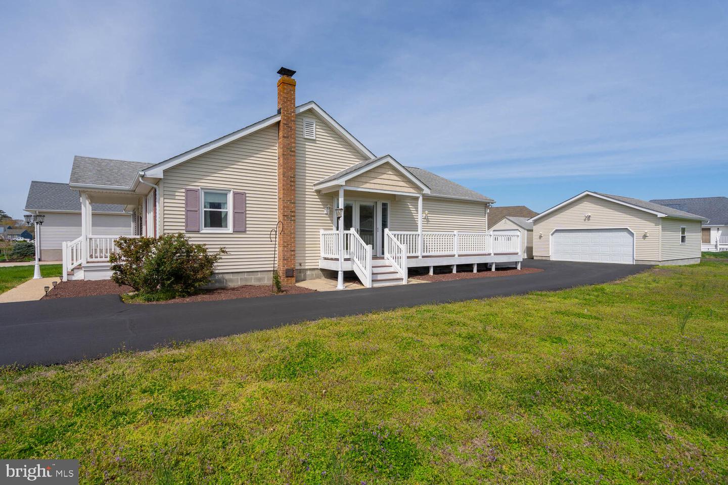 38511 Velta Dr Property Photo 2