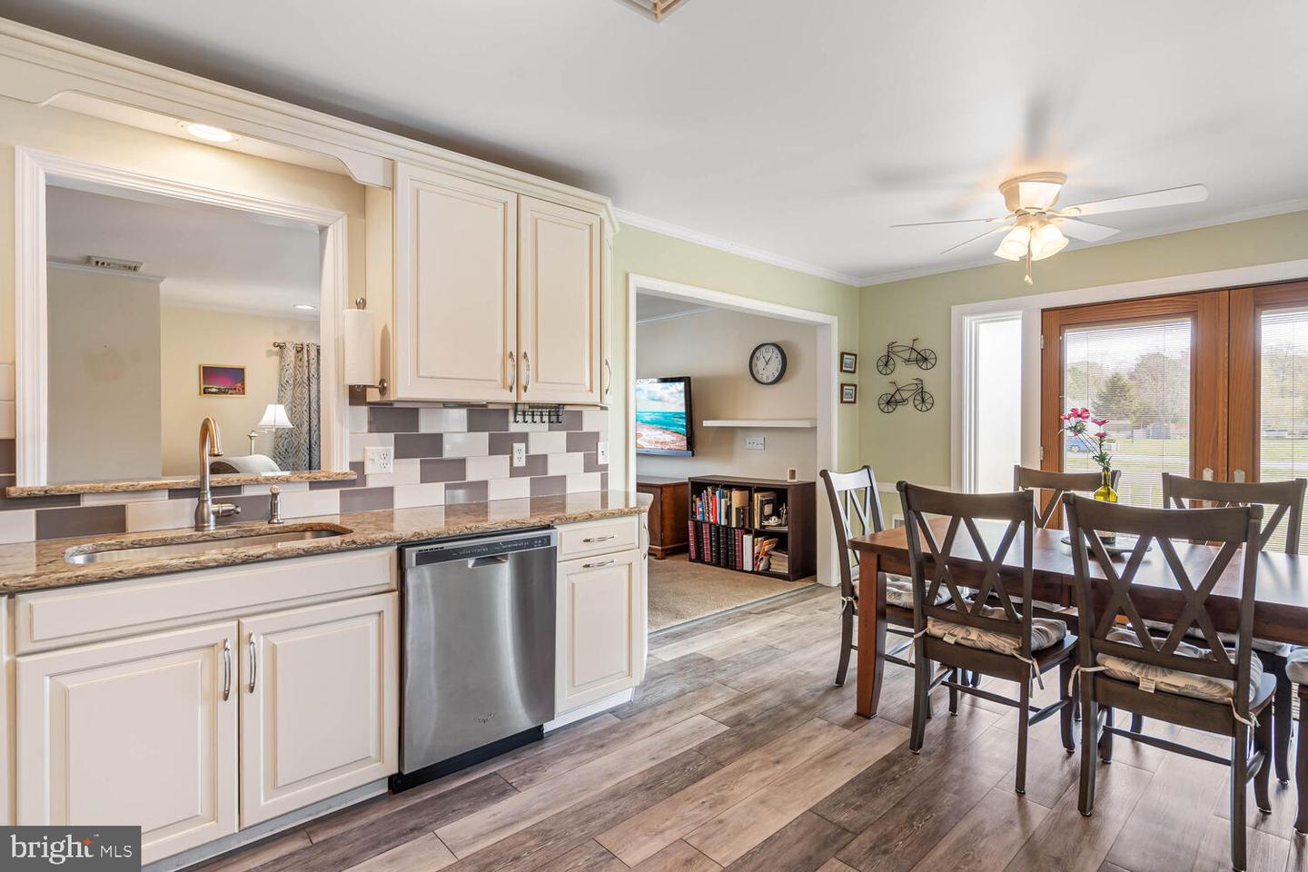 38511 Velta Dr Property Photo 17