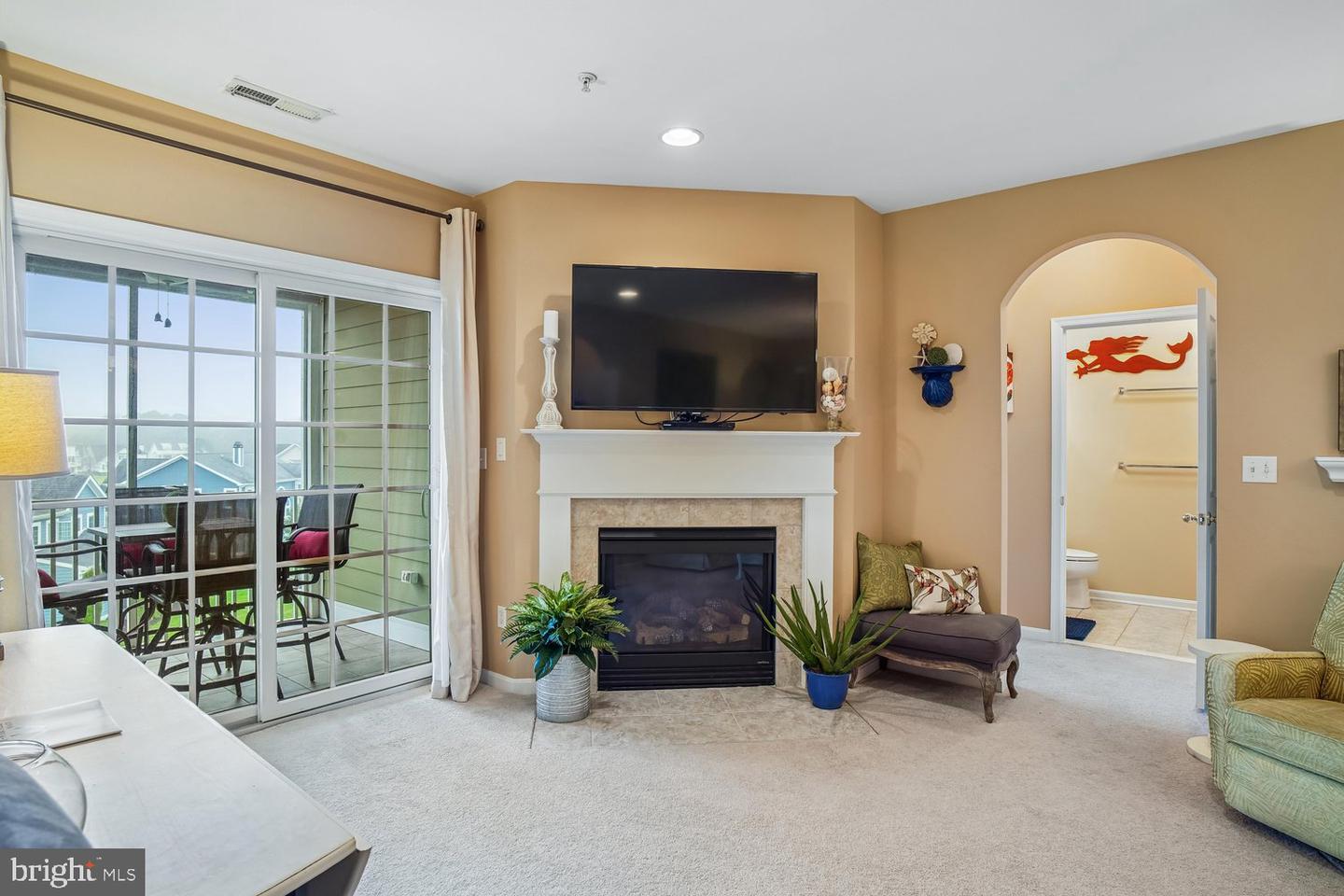 31568 Winterberry Pkwy #306 Property Photo 5