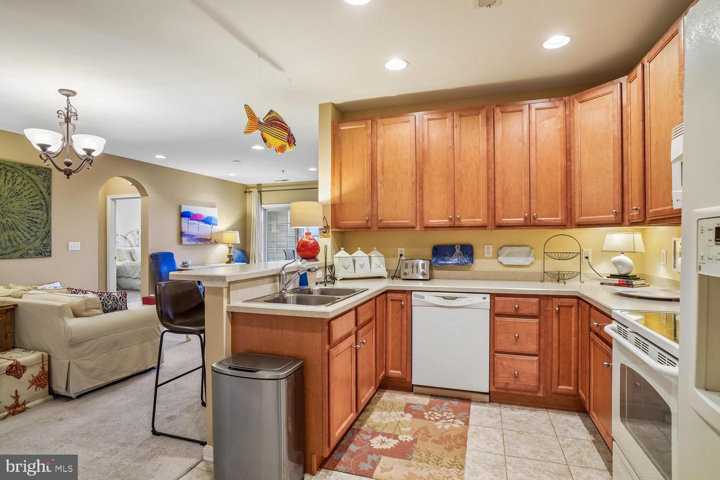 31568 Winterberry Pkwy #306 Property Photo 12