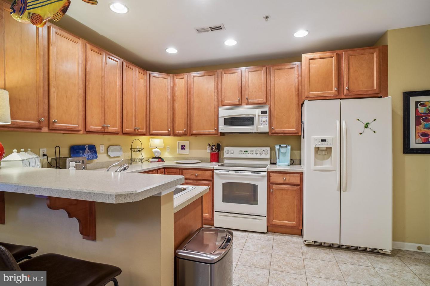 31568 Winterberry Pkwy #306 Property Photo 13